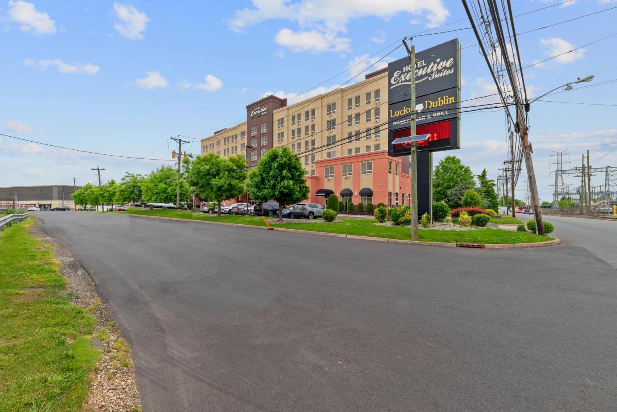 Hotel Executive Suites Carteret Esterno foto
