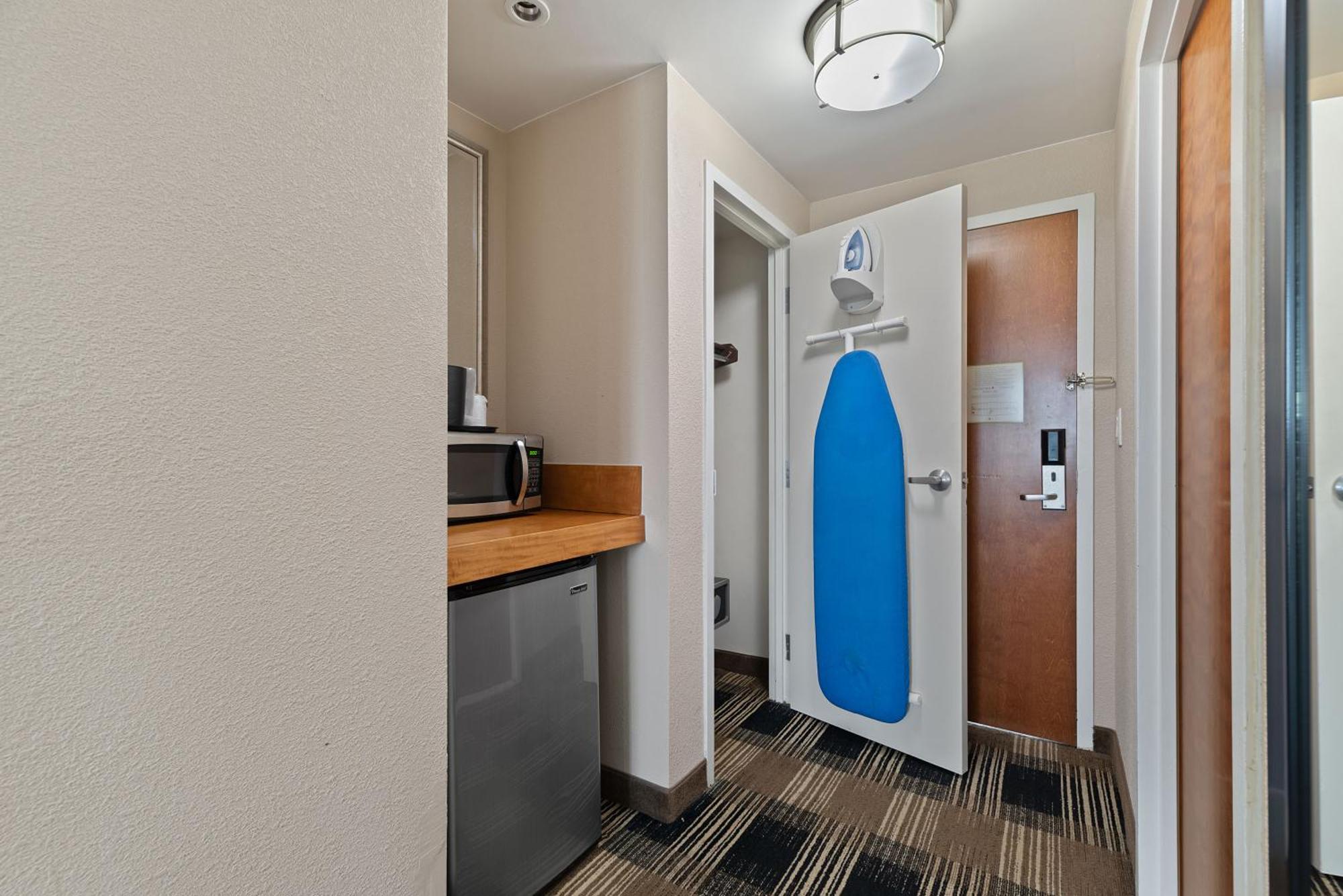 Hotel Executive Suites Carteret Esterno foto