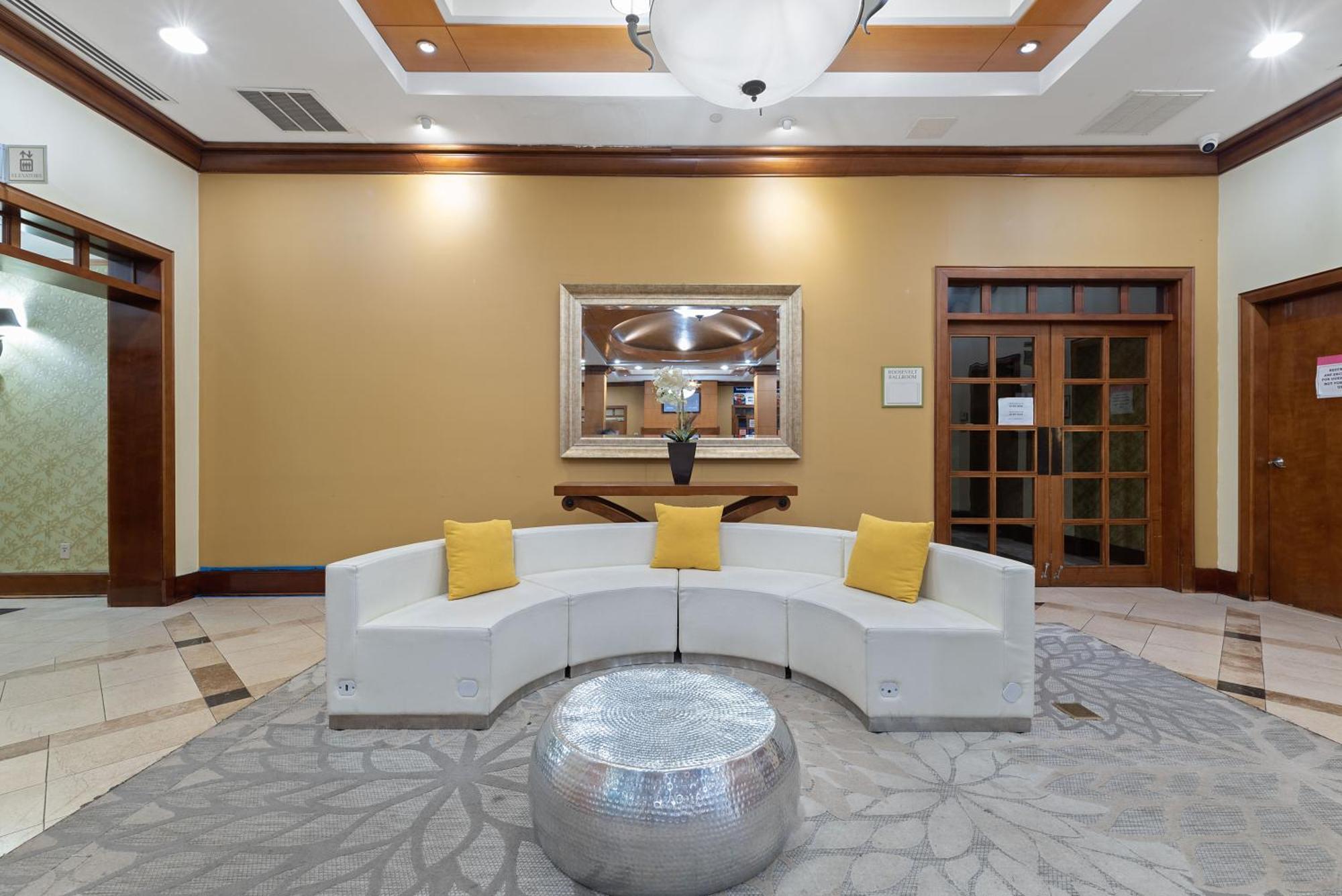 Hotel Executive Suites Carteret Esterno foto